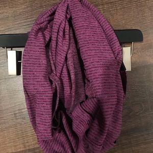 Lulu lemon Vinyasa Scarf